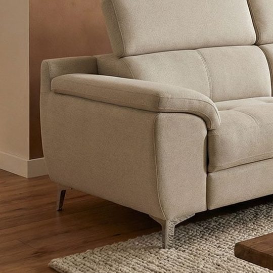 Brazo y asiento del sofá Man, de cerca
