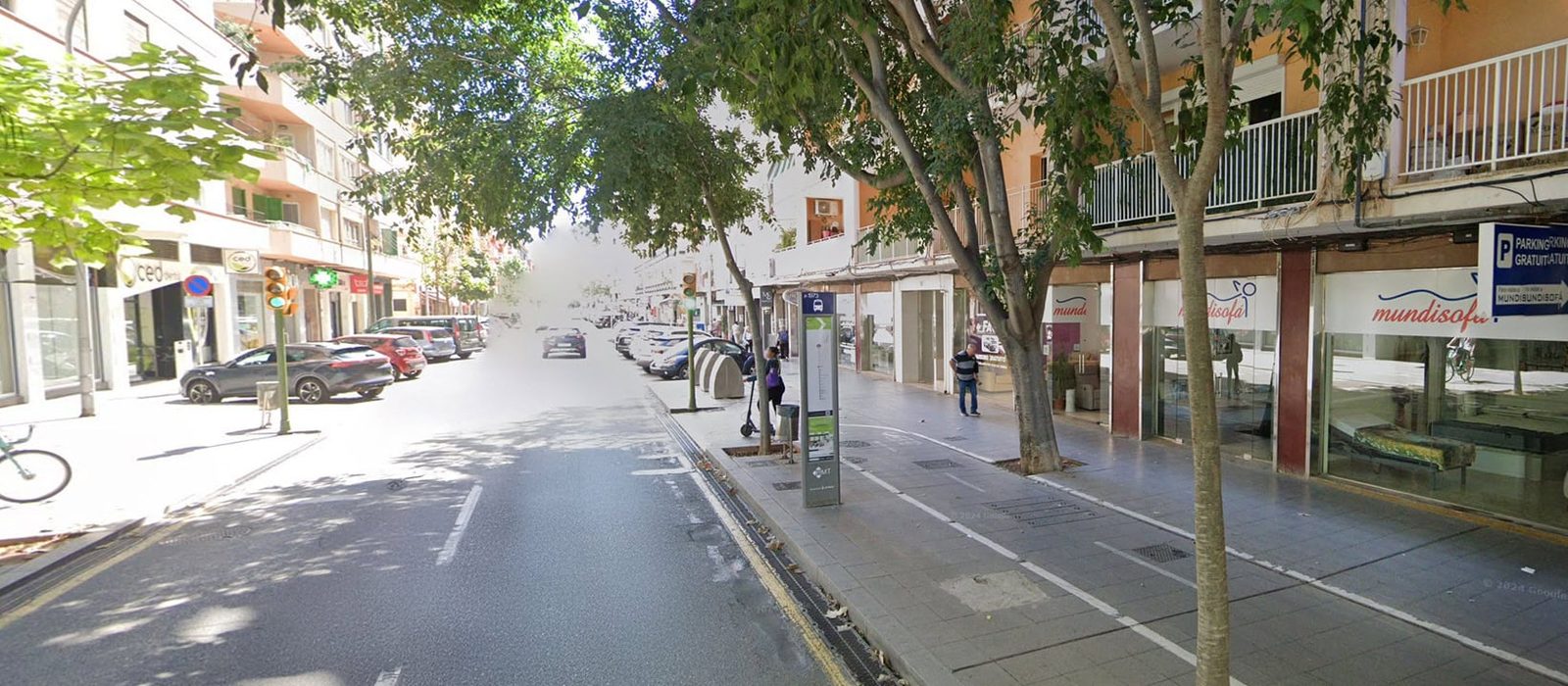 Fachada de la tienda de Mundisofá en la calle Aragón de Palma de Mallorca